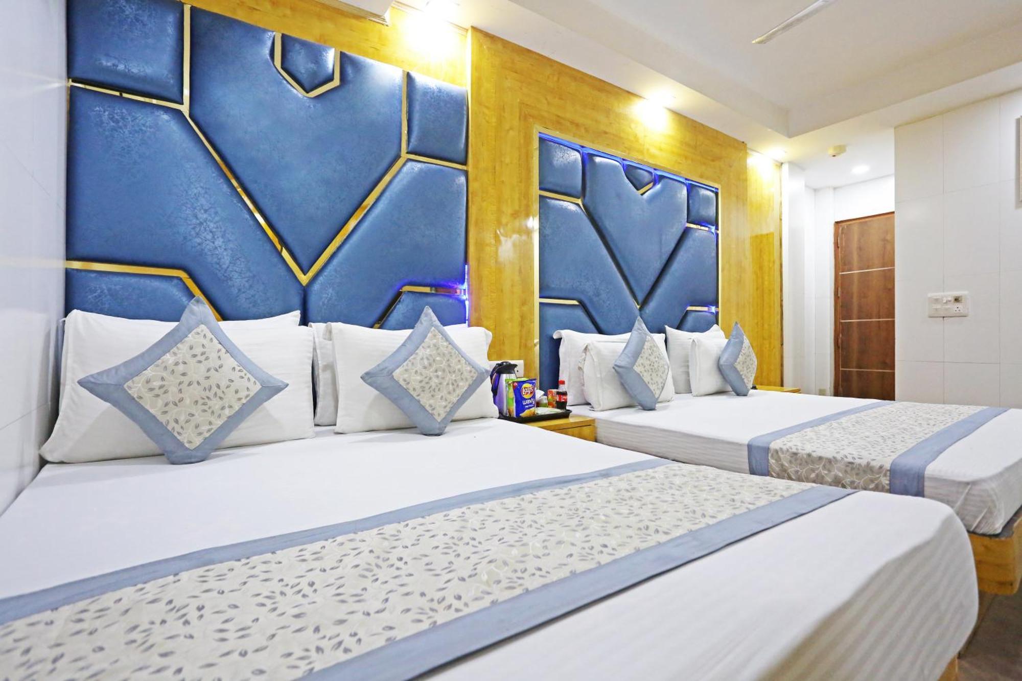 Hotel Preet Palace -5 Mints Walk From Nizamuddin Railway Station Nueva Delhi Exterior foto