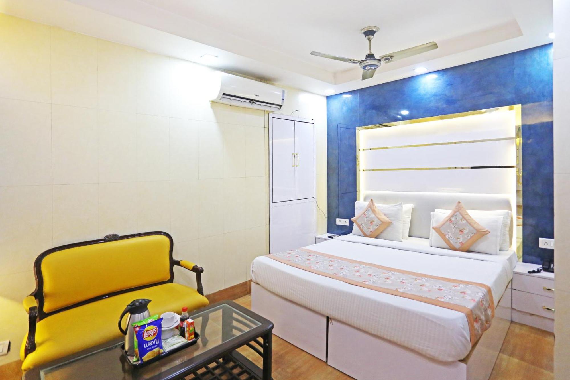 Hotel Preet Palace -5 Mints Walk From Nizamuddin Railway Station Nueva Delhi Exterior foto