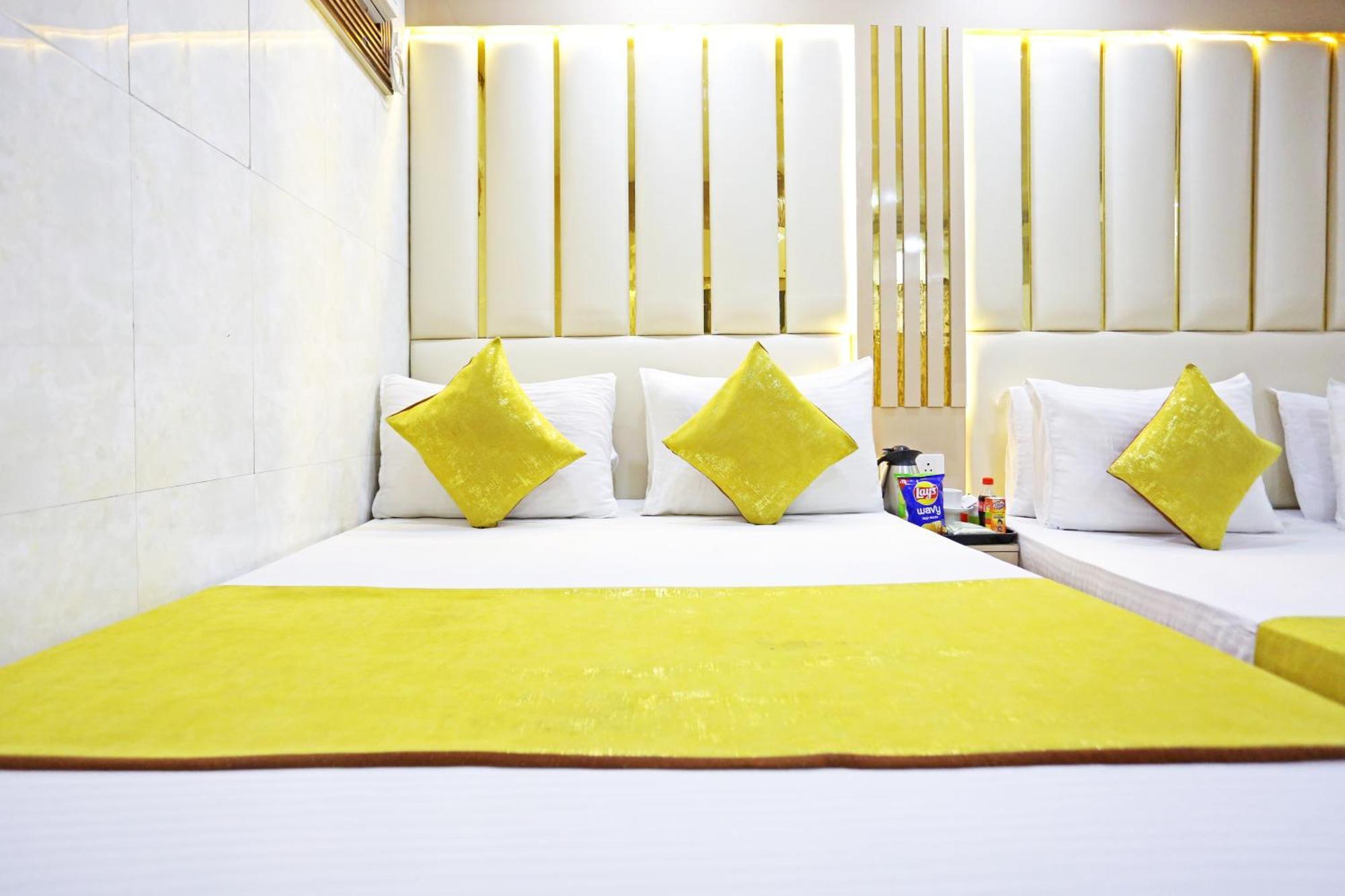Hotel Preet Palace -5 Mints Walk From Nizamuddin Railway Station Nueva Delhi Exterior foto