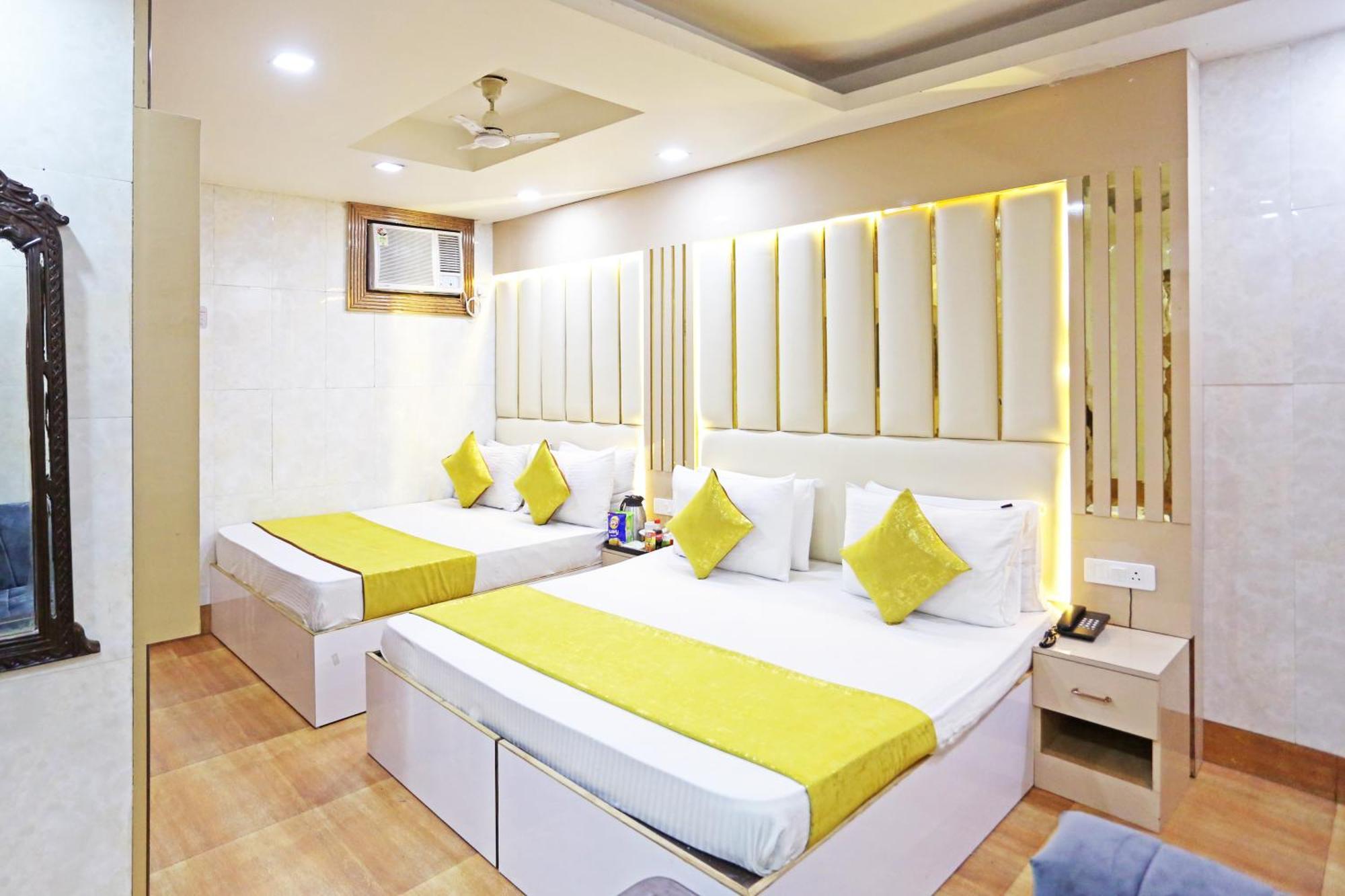 Hotel Preet Palace -5 Mints Walk From Nizamuddin Railway Station Nueva Delhi Exterior foto